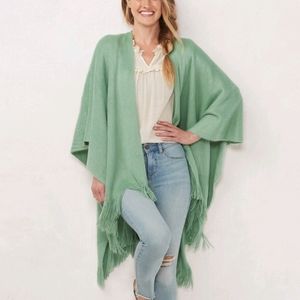 LC Conrad brushed mint ruana poncho one size